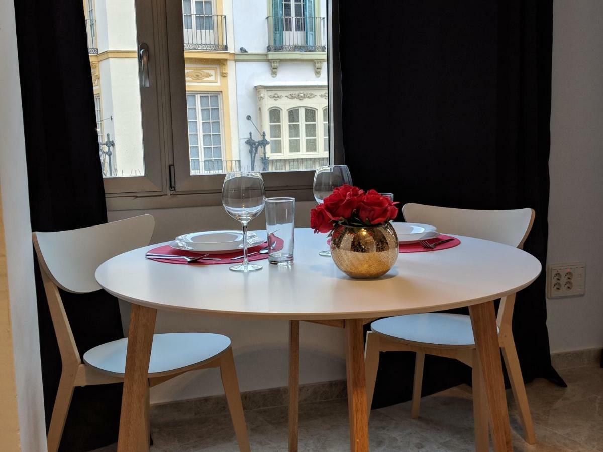 Apartamentos Arc Felix Saenz 2 2 Málaga Kültér fotó